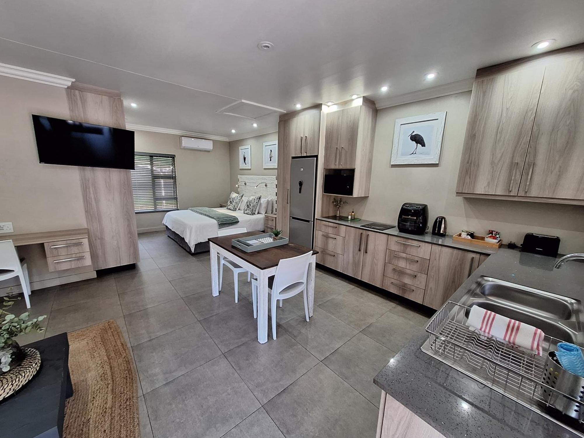 Studio 5 The Studios At Churchill Hillcrest Ngoại thất bức ảnh